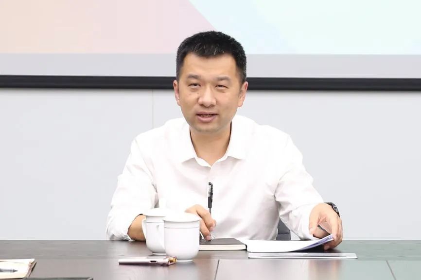 美术学院举行刘新教授荣退仪式_美院新闻_美院新闻