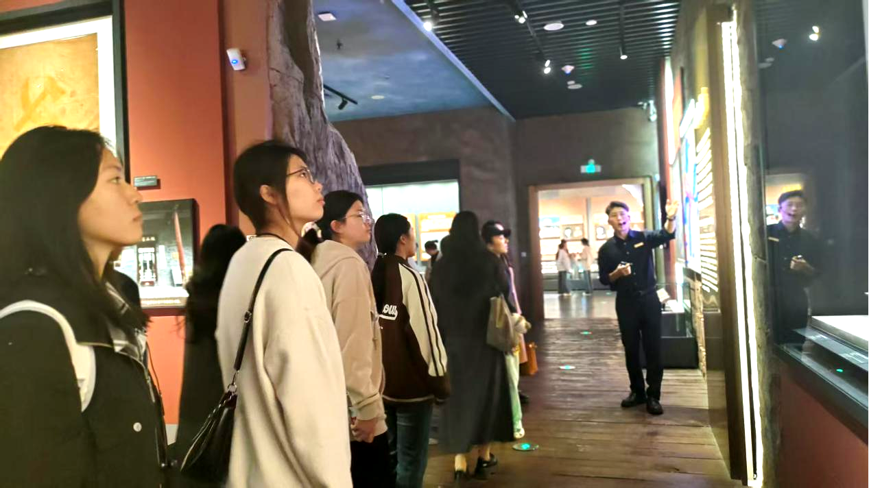 微信图片_2025-12-09_110348_142.png 微信图片_2025-12-09_110348_142.png